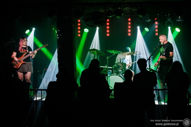 2026-08-14-Każdy-Gra-Inaczej-Koncert-charytatywny-Kamień-do-ogórków
