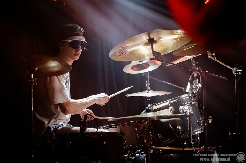 2026-08-14-Każdy-Gra-Inaczej-Koncert-charytatywny-Kamień-do-ogórków