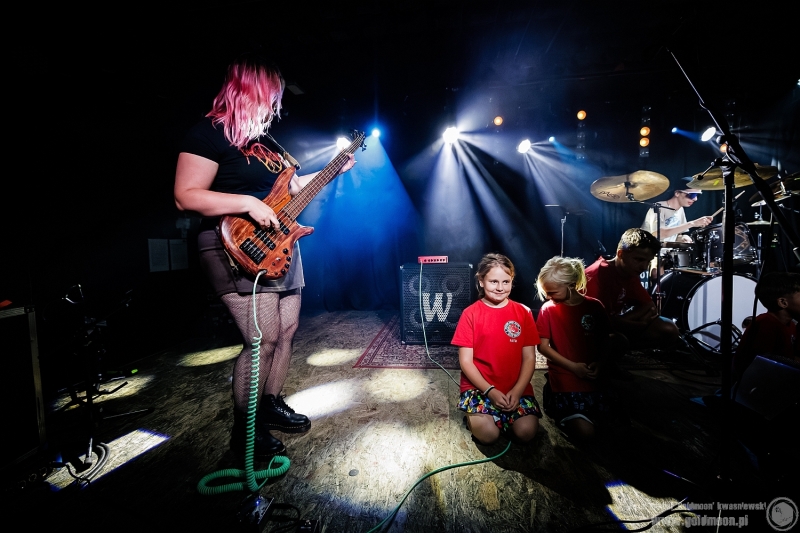 2026-08-14-Każdy-Gra-Inaczej-Koncert-charytatywny-Kamień-do-ogórków